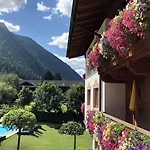 Alpenhotel Tirolerhof Neustift im Stubaital
