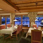 Hotell Alpenhotel Tirolerhof 4*