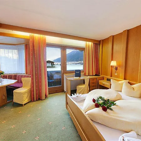Alpenhotel Tirolerhof Hotel