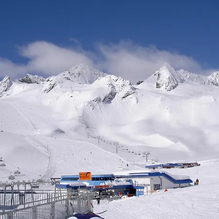 Ξενοδοχείο Alpenhotel Tirolerhof 4*