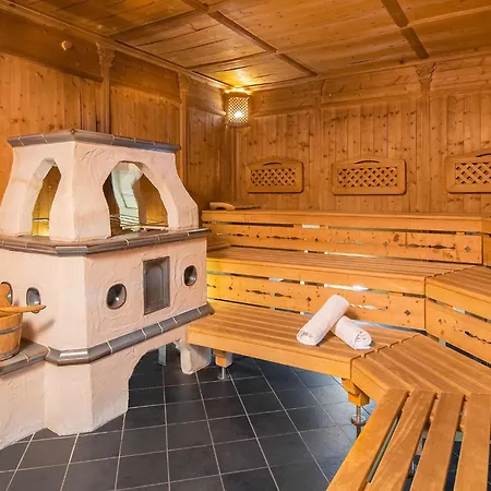 מלון Alpenhotel Tirolerhof ניוסטיפט אים סטובאיטל