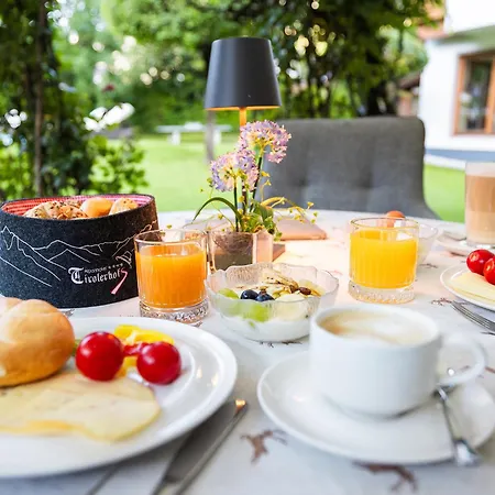 Alpenhotel Tirolerhof Neustift im Stubaital