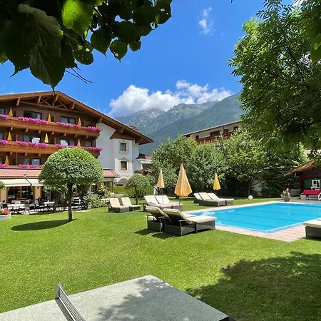 Alpenhotel Tirolerhof Hotel