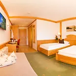 Alpenhotel Tirolerhof 노이스티프트임스튀바이탈